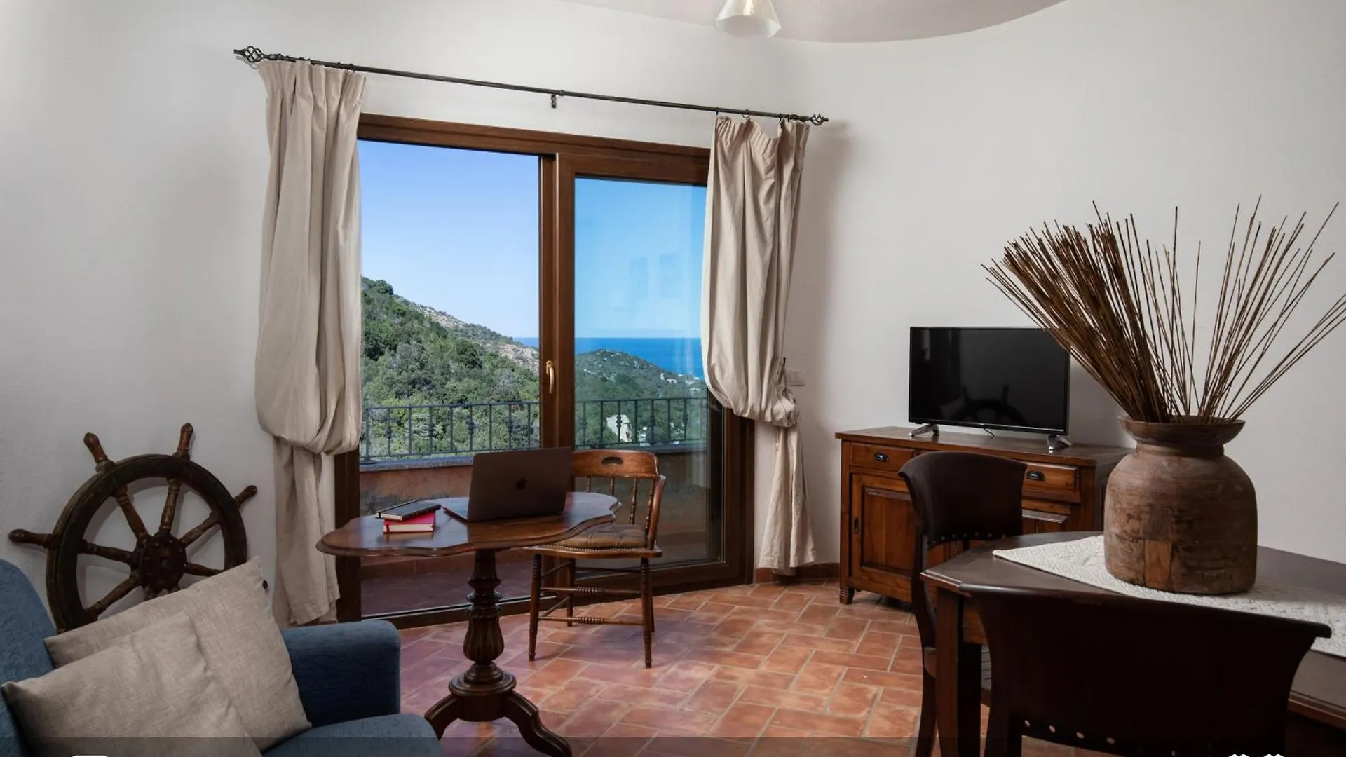Homey Experience - Emerald Valley Sea View 切尔沃港